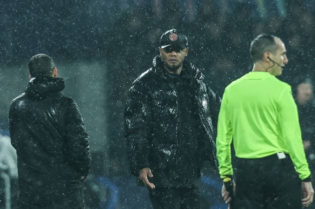 Sport, Football, UEFA Champions League Season 2024 2025 League Phase 7 Matchday Feyenoord Rotterdam FC Bayern Munich 22 01 2025, Stadion Feijenoord De Kuip Vincent Kompany Head Coach, FC Bayern Munich Rotterdam Stadion Feijenoord De Kuip Netherlands