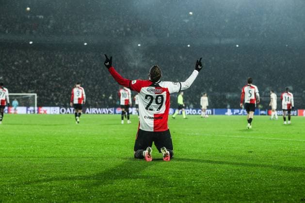 Sport, Football, UEFA Champions League Season 2024 2025 League Phase 7 Matchday Feyenoord Rotterdam FC Bayern Munich 22 01 2025, Stadion Feijenoord De Kuip Santiago Gimenez Feyenoord Rotterdam, 29 celebrates after scoring a penalty to make it 2-0 Rotterdam Stadion Feijenoord De Kuip Netherlands