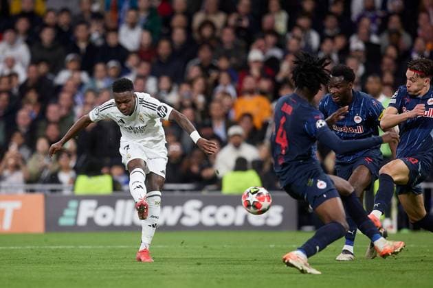 Vinicius Jr of Real Madrid CF Real Madrid v Red Bull Salzburg FC, UEFA Champions League, Football, Riyadh Air Metropolitano, Madrid, Spain - 22 Jan 2025 EDITORIAL USE ONLY No use with unauthorised audio, video, data, fixture lists, club league logos or live services. Online in-match use limited to 120 images, no video emulation. No use in betting, games or single club league player publications. Copyright: xRubenxAlbarran Shutterstockx 15112729bp
