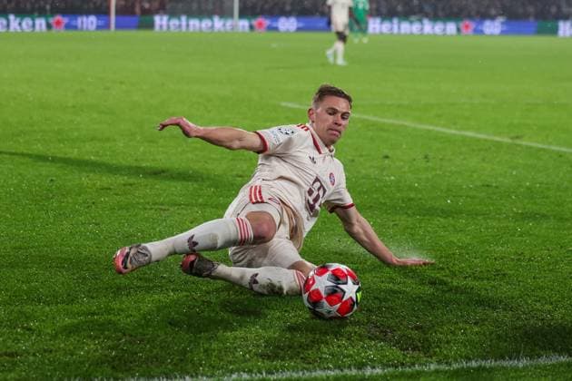 22 01 2025, Football, Season 2024 2025, Champions League, Matchday 7, Feyenoord Rotterdam FC Bayern Munich, Joshua Kimmich FC Bayern Munich Rotterdam Staion Feijenoord Netherlands xRHR PHOTO TRx Copyright: TimxRehbein RHR-FOTOx RHR-FOTO TR