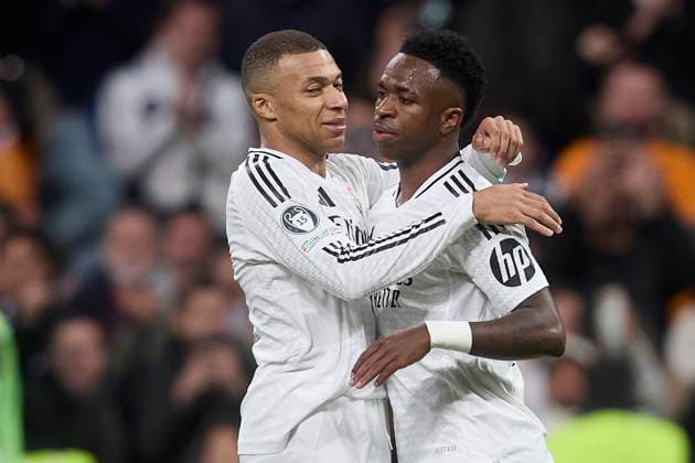 January 22, 2025, Madrid, Madrid, Spain: Kylian Mbappe and Vinicius Jr of Real Madrid CF celebrates after scoring a goal during the UEFA Champions League football match between Real Madrid CF and RB Salzburg at Santiago Bernabeu Stadium in Madrid, Spain, January 22, 2025 Madrid Spain - ZUMAa206 20250122_zsp_a206_055 Copyright: xRubenxAlbarranx