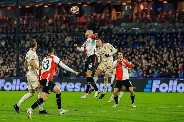 ROTTERDAM, 22-1-2025, Stadium de Kuip, Champions League, 2024 2025, Feyenoord - Bayern Munchen, Feyenoord player Gernot Trauner vs Bayern Munchen player Jamal Musiala Feyenoord - Bayern Munchen  x27515220x Copyright: