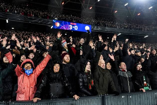 UEFA Champions League: Feyenoord v FC Bayern Munich Rotterdam - Fans of Feyenoord during the seventh round of new format of the Champions League 2024 2025. The match is set between Feyenoord and FC Bayern Munich at Stadion Feijenoord De Kuip on 22 January 2025 in Rotterdam, The Netherlands. Copyright: xTomxBodex
