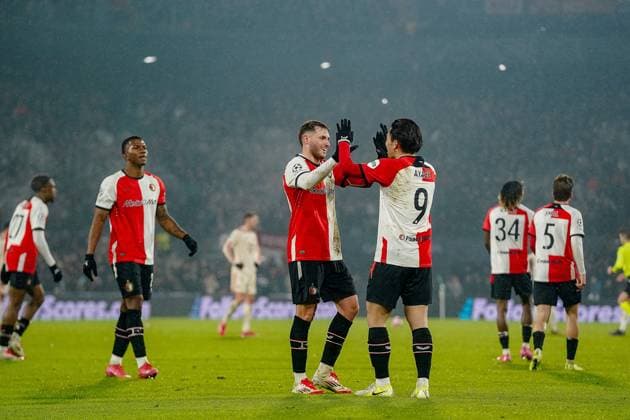 ROTTERDAM, 22-01-2025, Stadium Feijenoord de Kuip, season 2024 2025 , Uefa Champions League. Match between Feyenoord - Bayern Munchen Feyenoord player Ayase Ueda celebrates after scoring 3-0 Feyenoord - Bayern Munchen  x27515357x Copyright: