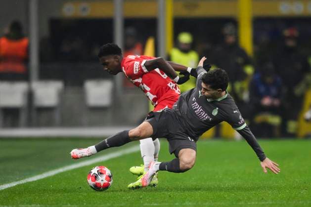 AC Milan v Girona FC - UEFA Champion League Yaser Asprilla of Girona FC is tackled by Christian Pulisic of AC Milan during the UEFA Champions League 2024 25 league phase football match between AC Milan and Girona FC. Milan Italy Copyright: xNicolòxCampox