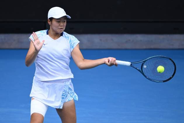 TENNIS AUSTRALIAN OPEN, Wakana Sonobe of Japan during her junior girls? singles 1 4 final match against Tahlia Kokkinis of Australia during the 2025 Australian Open at Melbourne Park in Melbourne, Wednesday, January 22, 2025. ( NO ARCHIVING, EDITORIAL USE ONLY, NO USE IN BOOKS WITHOUT CONSENT MELBOURNE VICTORIA AUSTRALIA  Copyright: xJOELxCARRETTx 20250123125261439850