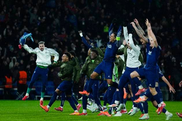 (250123) -- PARIS, Jan. 23, 2025 -- Paris Saint-Germain s players celebrate after the UEFA Champions League football match between Paris Saint-Germain and Manchester City in Paris, France, Jan. 22, 2025. (Photo by Xinhua) (SP)FRANCE-PARIS-FOOTBALL-UEFA CHAMPIONS LEAGUE-PSG VS MANCHESTER CITY GlennxGervot 