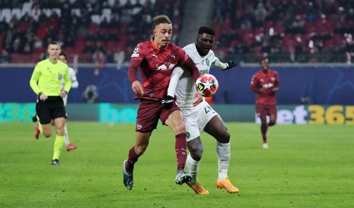 Yussuf Poulsen in a duel with Ousmane Diomande Action Match scene Sport Football Soccer UEFA Champions League UCL Men 7 Matchday Season 2024 2025 22 01 2025 Rasen Ballsport RB Leipzig RBL vs Sporting Lisbon DFL regulations prohibit any use of photographs as image sequences and or quasi video