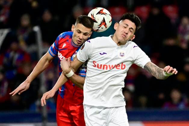 Viktoria Plzen v RSC Anderlecht - UEFA Europa League PLZEN, CZECH REPUBLIC - JANUARY 23 : Markovic Svetozar defender of Viktoria Pilsen and Vazquez Luis forward of Anderlecht during the UEFA Europa League 2024 25 League Phase MD7 match between Viktoria Plzen and RSC Anderlecht on January 23, 2025 in Plzen, Czech Republic, 23 01 2025 Plzen Czech Republic  Copyright: xPeterxDexVoechtx