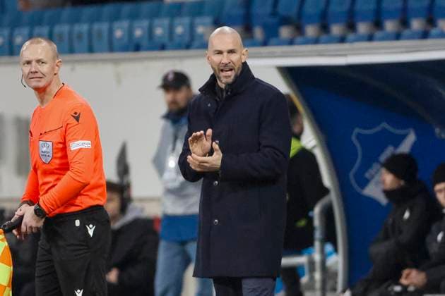 Christian Ilzer TSG Hoffenheim Coach , Football, UEFA Europa League, Matchday 7, 2024 2025, TSG Hoffenheim vs Tottenham Hotspur, 23 01 2025, Rhein Neckar Arena, Sinsheim, Germany Sinsheim Rhein Neckar Arena Baden Württemberg Germany Copyright: xGrantxHubbsx