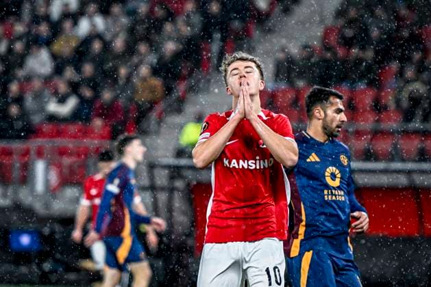 AZ midfielder Sven Mijnans, during the match AZ Roma at the AZ Stadium for the UEFA Europa League League phase Matchday 7 season 2024 2025 in ALKMAAR, Netherlands on 23 januari 2025, photo by Stefan Koops EYE4images DeFodi Images Defodi 746 210151 Defodi-746
