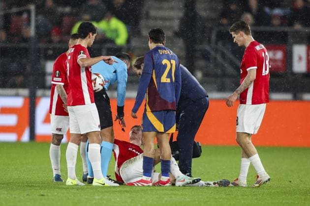 ALKMAAR - 23-01-2025, AFAS Stadium. UEFA Europa League, season 2024 2025, AZ player Wouter Goes on the ground with an injury during the match AZ - AS Roma. AZ - AS Roma  x27526385x Copyright: