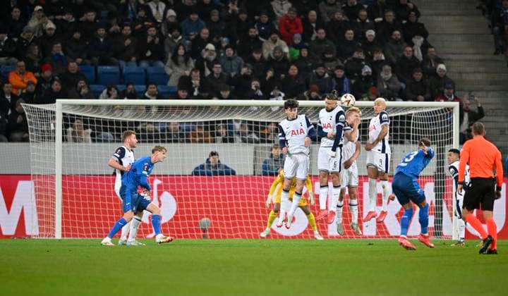 Penalty area scene, goal area scene Free kick Adam Hlozek TSG 1899 Hoffenheim 23 against wall Referee Referee Morten Krogh DEN TSG 1899 Hoffenheim vs Tottenham Hotspur Spurs 23 01 2025 DFL REGULATIONS PROHIBIT ANY USE OF PHOTOGRAPHS AS IMAGE SEQUENCES AND OR QUASI VIDEO TSG 1899 Hoffenheim vs Tottenham Hotspur