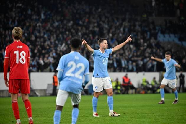 MALMÖ, SWEDEN 20250123 Malmös Lasse Berg Johnsen 23 celebrates after scoring a 1-1 draw during Thursdays UEFA Europa League first leg soccer match between Malmö FF and FC Twente at Eleda stadium in Malmö MALMÖ SWEDEN x50090x  Copyright: xJohanxNilsson TTx UEFA EUROPA LEAGUE MALMÖ FF - FC TWENTE
