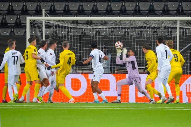 UEFA Europa League 2024 2025 Bodo Glimt Maccabi Tel Aviv Bodo 20250123 Maccabi Tel Aviv s goalkeeper Roi Mishpati in the UEFA Europa League match between Bodo Glimt and Maccabi Tel Aviv at Aspmyra Stadium Photo Lise Aaserud NTB Bodo Norway EDITORIAL USE ONLY RESTRICTED USE FOR BETTING COMPANIES  Copyright: xLisexAaserudx xNTBx