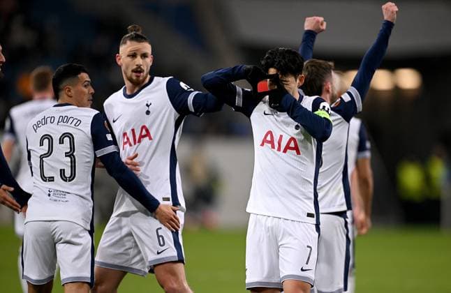 FOOTBALL EUROPE LEAGUE SEASON 2024 2025 Preliminary Round 7 Matchday TSG 1899 Hoffenheim Tottenham Hotspur 23 01 2025 Tottenham Hotspur celebrate after scoring the 0 2 goal , from left , Pedro Porro, Radu Dragusin, goal scorer Heung Min Son