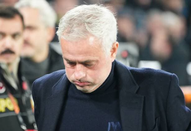 Coach Jose Mourinho of Fenerbahce during the UEFA Europa League 2024 25 League Phase MD7 match between Fenerbahce SK and Olympique Lyonnais at on January 23, 2025 in Istanbul, Turkey. Istanbul Turkey Copyright: xSeskimphotox Fenerbahce-Lyon-230125 (1)