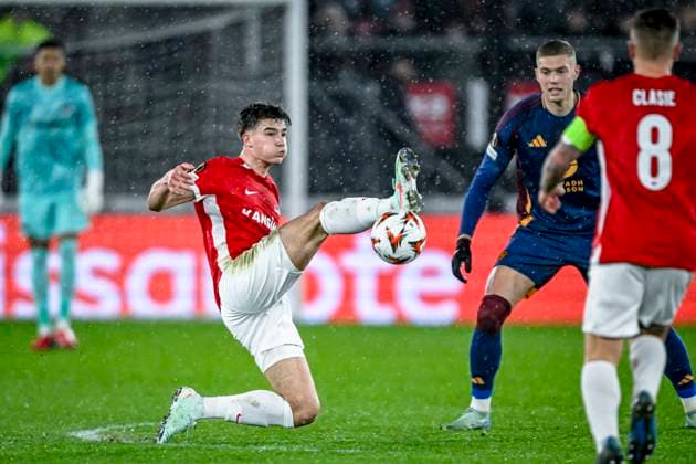 AZ defender Wouter Goes, during the match AZ Roma at the AZ Stadium for the UEFA Europa League League phase Matchday 7 season 2024 2025 in ALKMAAR, Netherlands on 23 januari 2025, photo by Stefan Koops EYE4images DeFodi Images Defodi 746 210163 Defodi-746
