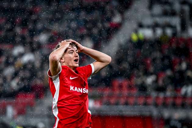 AZ midfielder Sven Mijnans, during the match AZ Roma at the AZ Stadium for the UEFA Europa League League phase Matchday 7 season 2024 2025 in ALKMAAR, Netherlands on 23 januari 2025, photo by Stefan Koops EYE4images DeFodi Images Defodi 746 210166 Defodi-746