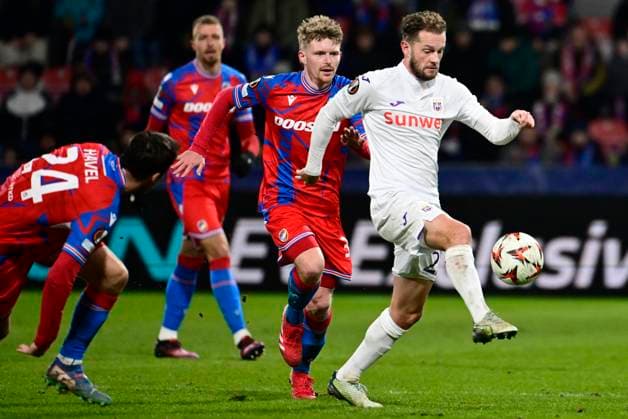 Viktoria Plzen v RSC Anderlecht - UEFA Europa League PLZEN, CZECH REPUBLIC - JANUARY 23 : Sulc Pavel midfielder of Viktoria Pilsen and Rits Mats midfielder of RSC Anderlecht during the UEFA Europa League 2024 25 League Phase MD7 match between Viktoria Plzen and RSC Anderlecht on January 23, 2025 in Plzen, Czech Republic, 23 01 2025 Plzen Czech Republic  Copyright: xPeterxDexVoechtx