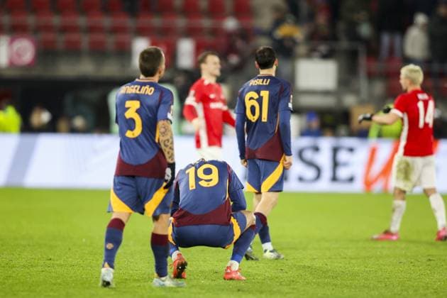 ALKMAAR - 23-01-2025, AFAS Stadium. UEFA Europa League, season 2024 2025, AS Roma players dejected after the lost match AZ - AS Roma. AZ - AS Roma  x27527452x Copyright: