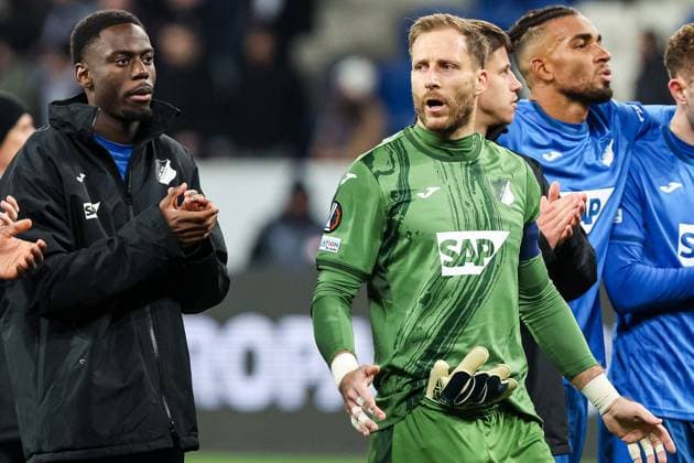 Final score 2 3, Tottenham beats TSG Hoffenheim Disappointed Hoffenheim Oliver Baumann TSG 1899 Hoffenheim, 01 GER, TSG 1899 Hoffenheim vs Tottenham Hotspur, Football, UEFA Europa League, Matchday 7, Season 2024 2025, 23 01 2025 DFL REGULATES PROHIBIT ANY USE OF PHOTOGRAPHS AS IMAGE SEQUENCES AND OR QUASI VIDEO GER, TSG 1899 Hoffenheim vs Tottenham Hotspur, Football, UEFA Europa League, Matchday 7, Season 2024 2025, 23 01 2025 Sinsheim Copyright: xEibner-Pressefoto RogerxBuerkex EP_RBE