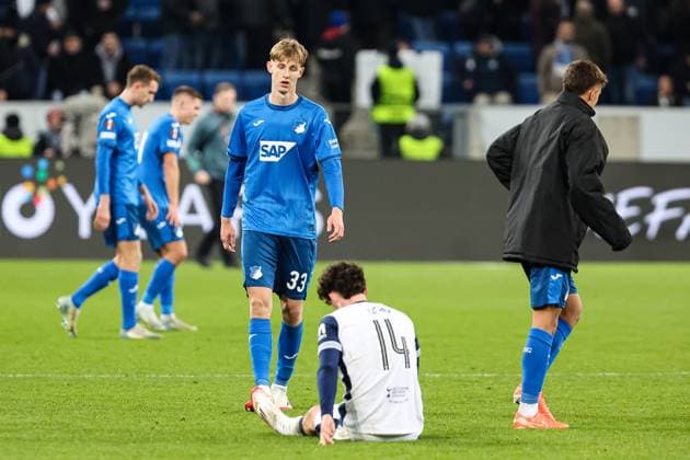 Final score 2 3, Tottenham beats TSG Hoffenheim Disappointed Hoffenheim Max Moerstedt TSG 1899 Hoffenheim, 33 GER, TSG 1899 Hoffenheim vs Tottenham Hotspur, Football, UEFA Europa League, Matchday 7, Season 2024 2025, 23 01 2025 DFL REGULATES PROHIBIT ANY USE OF PHOTOGRAPHS AS IMAGE SEQUENCES AND OR QUASI VIDEO GER, TSG 1899 Hoffenheim vs Tottenham Hotspur, Football, UEFA Europa League, Matchday 7, Season 2024 2025, 23 01 2025 Sinsheim Copyright: xEibner-Pressefoto RogerxBuerkex EP_RBE