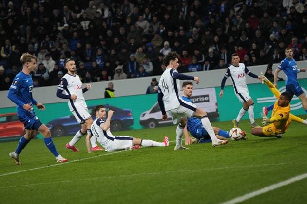 Europa League, TSG 1899 Hoffenheim vs Tottenham Hotspur 23.01.2025, PreZero-Arena, Sinsheim, Europa League, TSG 1899 Hoffenheim vs Tottenham Hotspur , im Bild Anton Stach (Hoffenheim) erzielt das Tor zum 1:3. nordphotoxGmbHx xBratic nph00250