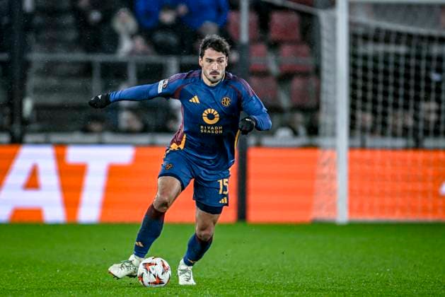 AS Roma defender Mats Hummels, during the match AZ Roma at the AZ Stadium for the UEFA Europa League League phase Matchday 7 season 2024 2025 in ALKMAAR, Netherlands on 23 januari 2025, photo by Stefan Koops EYE4images DeFodi Images Defodi 746 210252 Defodi-746