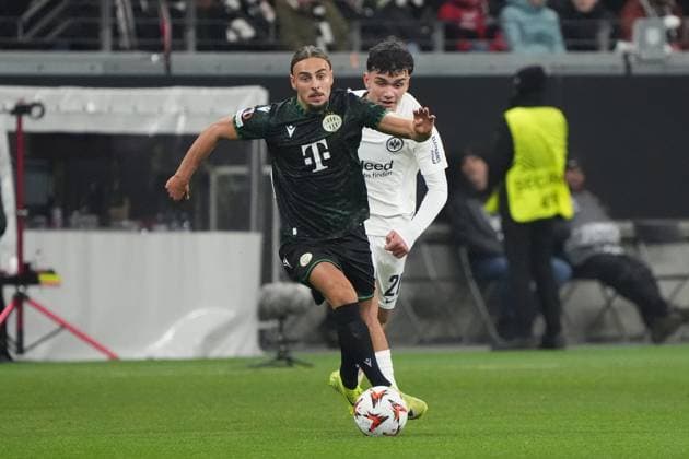 Cebrails Makreckis Ferencvaros Budapest, 25 vs Can Uzun Eintracht Frankfurt, 20 Frankfurt 23 01 2025 Eintracht Frankfurt vs Ferencvaros Budapest, Deutsche Bank Park, Europa League, Matchday 7