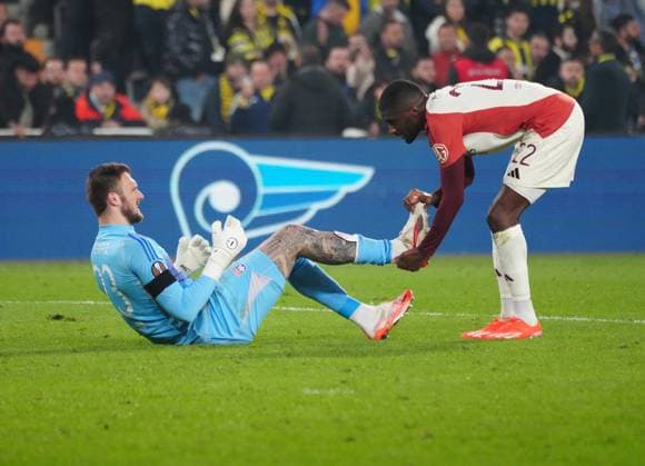 Goalkeeper Lucas Perri and Clinton Mata of Olympique Lyon during the UEFA Europa League 2024 25 League Phase MD7 match between Fenerbahce SK and Olympique Lyonnais at on January 23, 2025 in Istanbul, Turkey. Istanbul Turkey Copyright: xSeskimphotox Fenerbahce-Lyon-230125 (106)