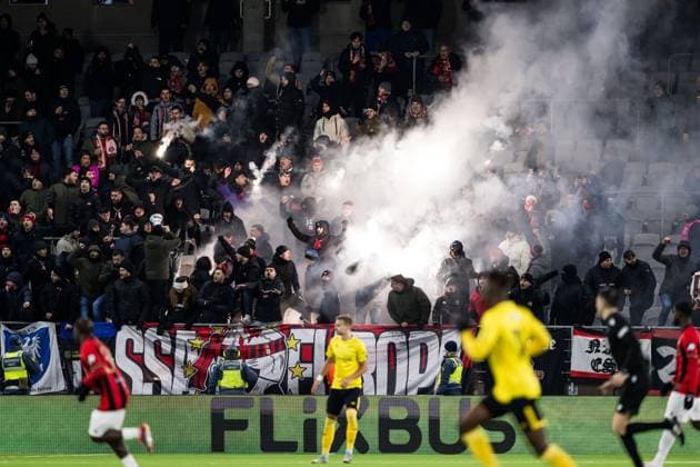 250123 Fans of Nice with pyrotechnics during the Europa League football match between Elfsborg and Nice on January 23, 2025 in Boras Photo Jörgen Jarnberger BILDBYRAN COP 112 JJ0433 fotboll football soccer fotball uefa europa league europa league elfsborg nice bbeng publik pyroteknik  Copyright: JÖRGENxJARNBERGER BB250123JJ029