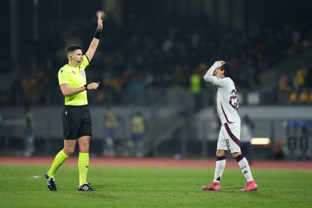 RIGA, 23-01-2025 , Daugava Stadium , football, UEFA Europa League, season 2024 2025, Match between RFS and Ajax. Ajax player Kian Fitz-Jim goal is flagged off side by referee Marian Barbu (ROE) RFS - Ajax  x27528483x Copyright: