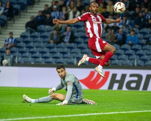 January 23, 2025, Porto, Guimaraes, Portugal: AYOUB EL KAABI from Olympiacos FC seen on action during the UEFA Europe League 2024 25 match between FC Porto and Olympiacos FC at Estadio do Dragao 23, January 2025 in Porto, Portugal. Final Score FC Porto 0 - 1 Olympiacos FC Porto Portugal - ZUMAl192 20250123_zsp_l192_017 Copyright: xMiguelxLemosx