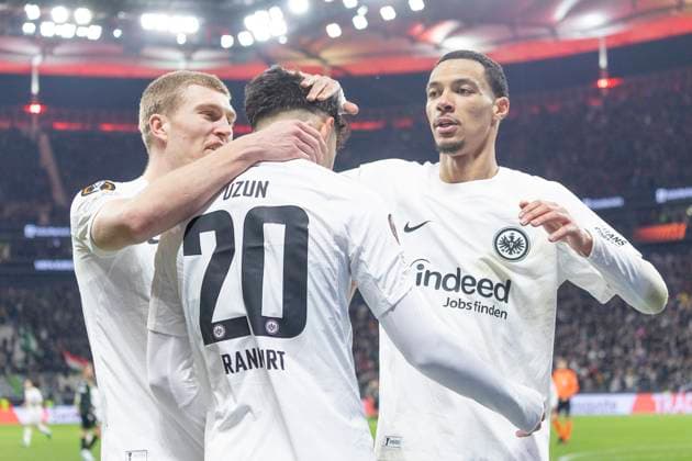 UEFA Europa League Eintracht Frankfurt Ferencvaros Budapest, 23 01 2025 Can Uzun Eintracht Frankfurt 20 celebrates his goal for 1 0 with Rasmus Kristensen Eintracht Frankfurt 13 Hugo Ekitike Eintracht Frankfurt 11 , Eintracht Frankfurt Ferencvaros Budapest, Frankfurt, Deutsche Bank Park, 23 1 2025 Copyright: xBEAUTIFULxSPORTS Gawlikx