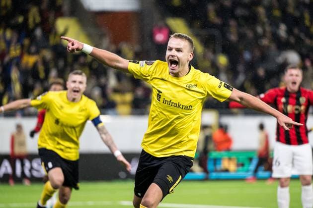 250123 Gustav Henriksson of Elfsborg celebrates after 1 0 during the Europa League football match between Elfsborg and Nice on January 23, 2025 in Boras Photo Jörgen Jarnberger BILDBYRAN COP 112 JJ0433 fotboll football soccer fotball uefa europa league europa league elfsborg nice bbeng jubel  Copyright: JÖRGENxJARNBERGER BB250123JJ042