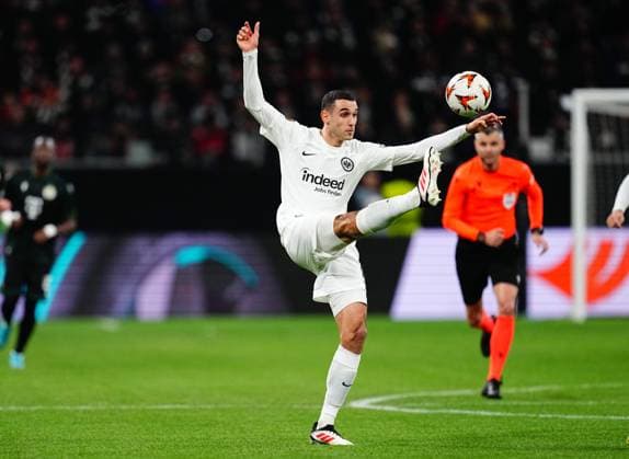 January 23 2025: Ellyes Skhiri (Eintracht Frankfurt) controls the ball during a UEFA Europa League MD7 game, Eintracht Frankfurt vs Ferencvaros, at Deutsche Bank Park, Frankfurt, Germany. Ulrik Pedersen - ZUMAc04_ 20250123_zma_c04_038 Copyright: xCSMx