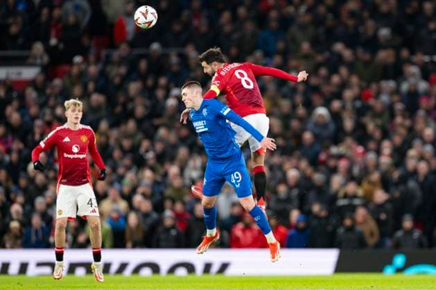 Old Trafford MANCHESTER, ENGLAND - JANUARY 23: Bailey Rice of Rangers FC (L) fights for the ball with Bruno Fernandes of Manchester Utd. (R) during the UEFA Europa League 2024 25 League Phase MD7 match between Manchester United, ManU FC and Rangers FC at Old Trafford on January 23, 2025 in Manchester, England. (Richard Callis SPP) Copyright: xRichardxCallisx xSPPx spp-en-RiCa-RC5_Manchester_Rangers_23Jan2025_EN055