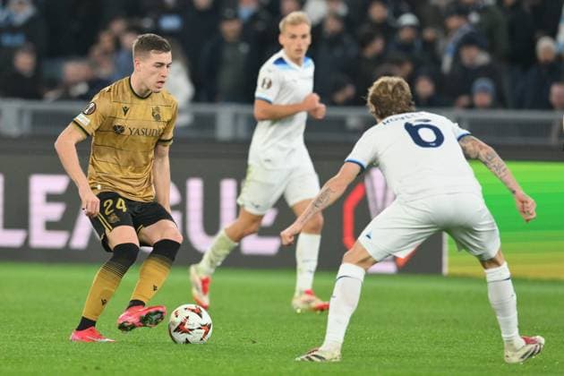 23rd January 2025, Stadio Olimpico, Rome, Italy; UEFA Europa League Football; Lazio versus Real Sociedad; Luka Sucic of Real Sociedad runs with the ball  ActionPlus12742430 AllShotLive