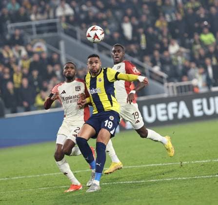 UEFA Europa League - Fenerbahce vs Olympique Lyonnais Moussa Niakhaté of Olympique in action with Yusuf en-Nesyri of Fenerbahce during the UEFA Europa League 2024 25 League Phase MD7 match between Fenerbahce SK and Olympique Lyonnais at on January 23, 2025 in Istanbul, Turkey. (Photo by dia images) Istanbul Turkey  Copyright: xDIAxImages ABACAx