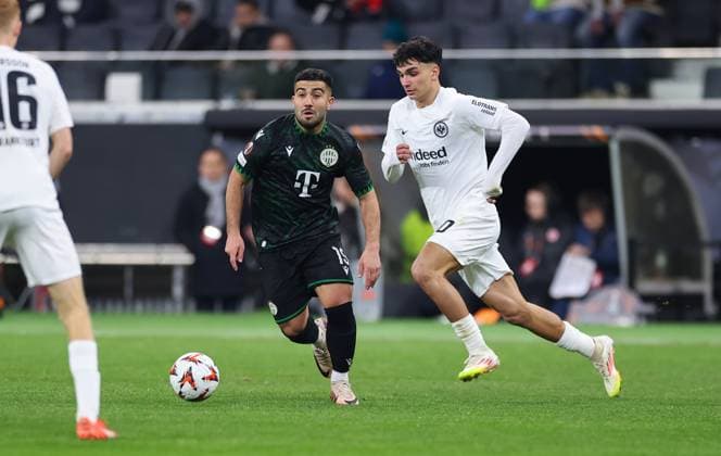 23 01 2025, Football UEFA Europa League, Eintracht Frankfurt Ferencvarosi TC, emonline, emspor, v l , Mohammed Abu Fani Ferencvarosi TC Budapest , Can Uzun Eintracht Frankfurt DFL DFB REGULATIONS PROHIBIT ANY USE OF PHOTOGRAPHS AS IMAGE SEQUENCES AND OR QUASI VIDEO xdcx Copyright: HMBxMedia Claus