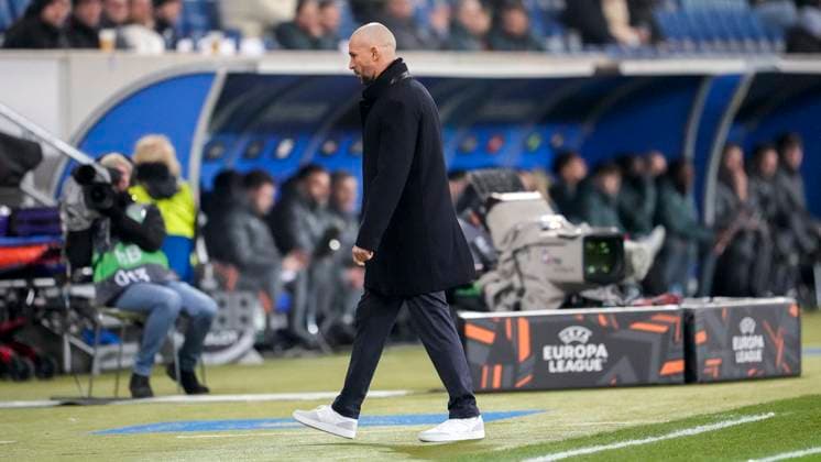 Christian Ilzer Coach, Head Coach, Hoffenheim , cropped image, full body, single image, single photo, action, action looking disappointed, disappointment, frustration, disappointed, pessimistic, 23 01 2025, Sinsheim Germany , Football, UEFA Europa League, Group Stage, TSG 1899 Hoffenheim Tottenham Hotspur, DFB DFL REGULATIONS PROHIBIT ANY USE OF PHOTOGRAPHS AS IMAGE SEQUENCES AND OR QUASI VIDEO xozx