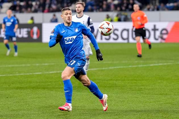 Andrej Kramaric Hoffenheim, 27 , on the ball, cropped, full body, single image, single photo, action, action, 23 01 2025, Sinsheim Germany , Football, UEFA Europa League, group stage, TSG 1899 Hoffenheim Tottenham Hotspur, DFB DFL REGULATIONS PROHIBIT ANY USE OF PHOTOGRAPHS AS IMAGE SEQUENCES AND OR QUASI VIDEO xozx
