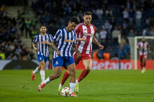 January 23, 2025: UEFA Europa League 2024 25 League Phase MD7 match between FC Porto and Olympiacos FC at Estadio do Dragao on January 23, 2025 in Porto, Portugal. ( Sergio Mendes Pximages) - ZUMAp175 20250123_zsa_p175_006 Copyright: xSergiomendesx
