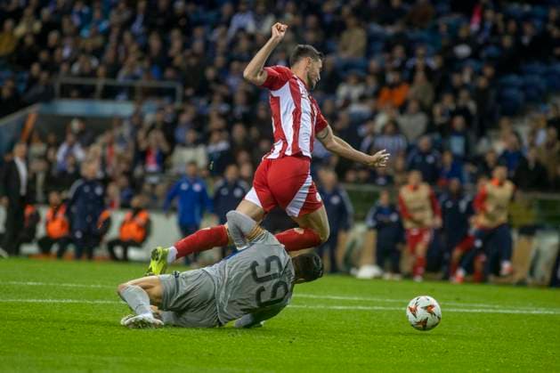January 23, 2025: UEFA Europa League 2024 25 League Phase MD7 match between FC Porto and Olympiacos FC at Estadio do Dragao on January 23, 2025 in Porto, Portugal. ( Sergio Mendes Pximages) - ZUMAp175 20250123_zsa_p175_008 Copyright: xSergiomendesx