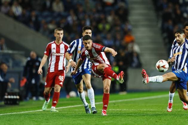 Georgios Masouras (Olympiacos), JANUARY 23, 2025 - Football Soccer : UEFA Europa League League phase match day 7 between FC Porto 0-1 Olympiacos FC at the Estadio do Dragao in Porto, Portugal. Noxthirdxpartyxsales  (279430366)