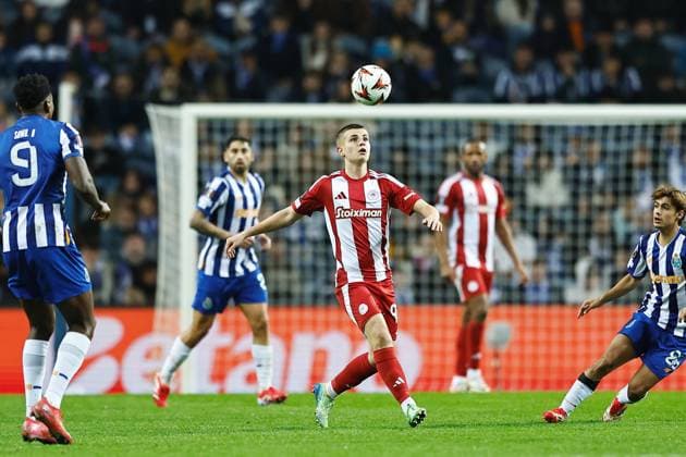 Christos Mouzakitis (Olympiacos), JANUARY 23, 2025 - Football Soccer : UEFA Europa League League phase match day 7 between FC Porto 0-1 Olympiacos FC at the Estadio do Dragao in Porto, Portugal. Noxthirdxpartyxsales  (279430398)