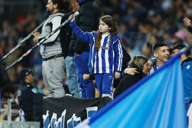 Generl view of Porto kids fan, JANUARY 23, 2025 - Football Soccer : UEFA Europa League League phase match day 7 between FC Porto 0-1 Olympiacos FC at the Estadio do Dragao in Porto, Portugal. Noxthirdxpartyxsales  (279430753)