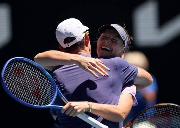 Olivia Gadecki and John Peers of Australia celebrate Australian Open, Day Thirteen, Tennis, Melbourne Park, Melbourne, Australia - 24 Jan 2025  Copyright: xEllaxLing Shutterstockx 15108785k