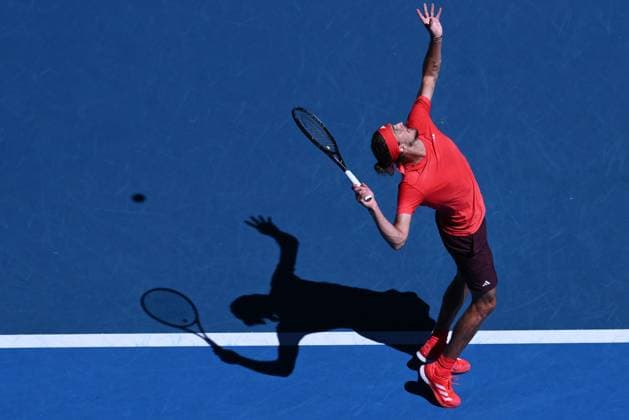 TENNIS AUSTRALIAN OPEN, Alexander Zverev of Germany during his semi-final match against Novak Djokovic of Serbia during the 2025 Australian Open at Melbourne Park in Melbourne, Friday, January 24, 2025. ( NO ARCHIVING, EDITORIAL USE ONLY, NO USE IN BOOKS WITHOUT CONSENT MELBOURNE VICTORIA AUSTRALIA  Copyright: xJOELxCARRETTx 20250124181442630040